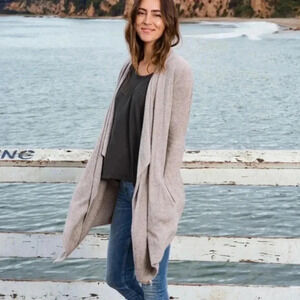 Barefoot Dreams Cozy Chic Lite Island Wrap Taupe Tan Light Lounge Soft S Medium